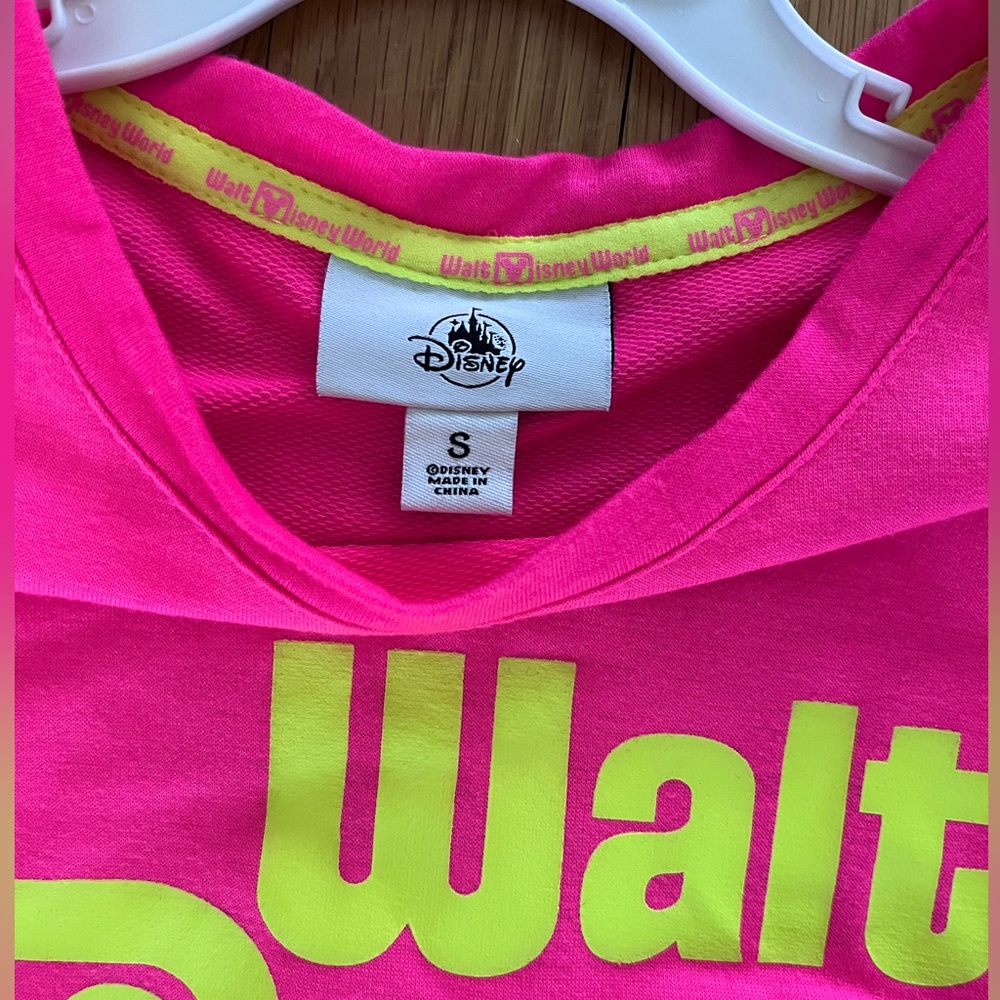 DISNEYWORLD Hot Pink Crop Tee - Picture 4 of 5